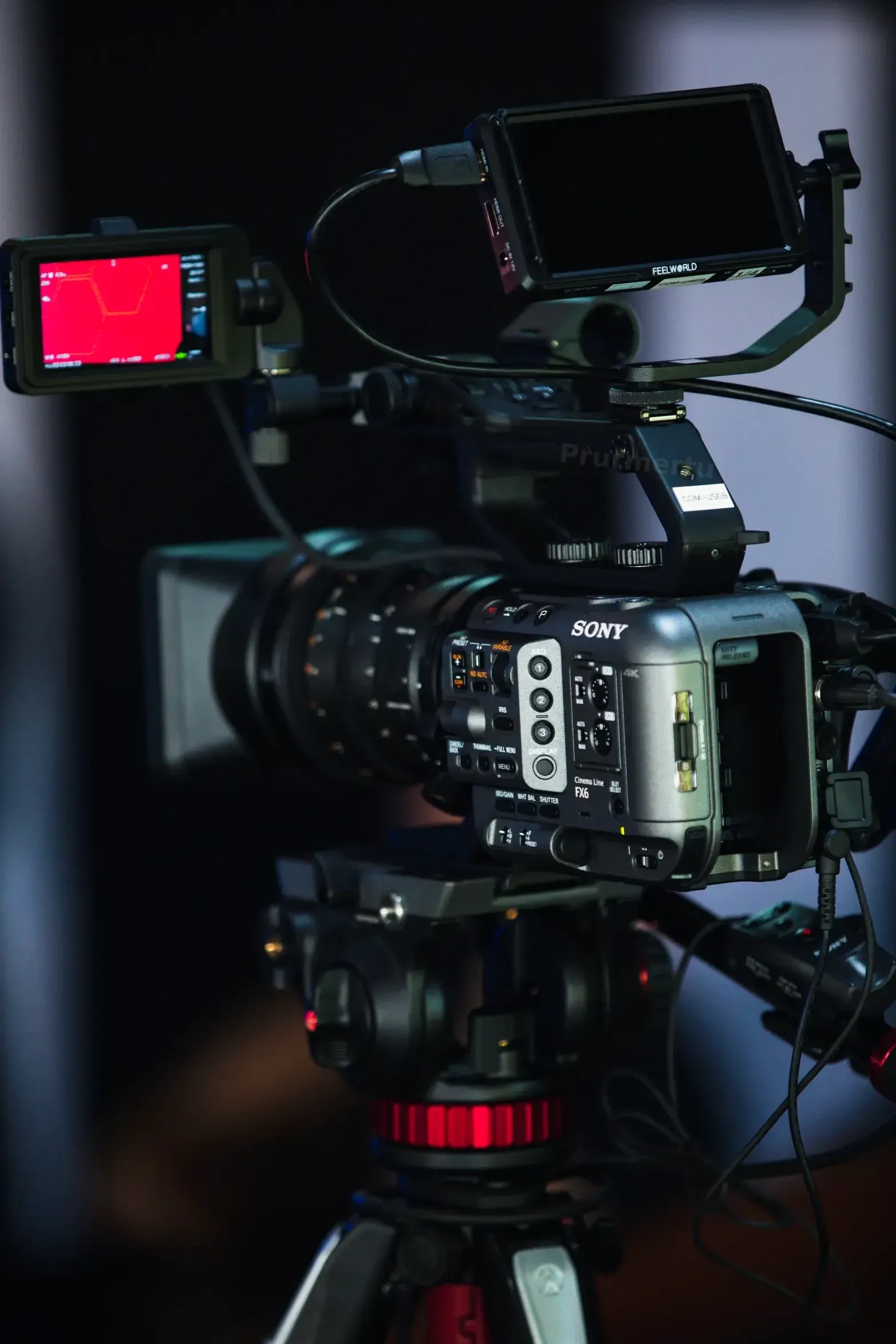 Producción multimedia en video, audio, fotografía, animación y edición para dar forma a tu contenido